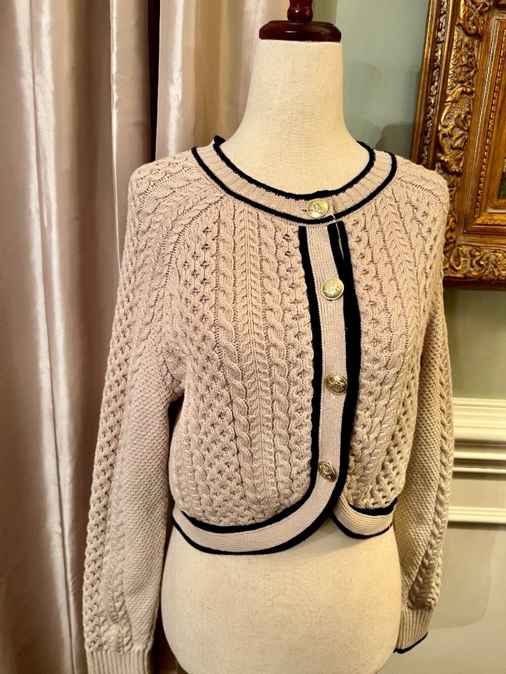 EUC J.Crew Cropped Cable Knit Sweater Lady Jacket Cardigan Size MEDIUM - Picture 4 of 4